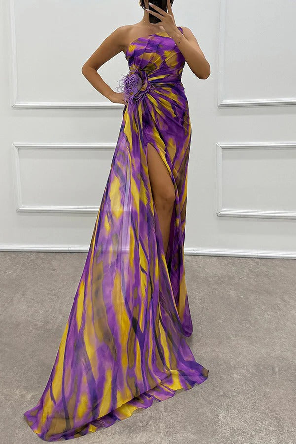 Cecelia | Dress with a Split Sleeve