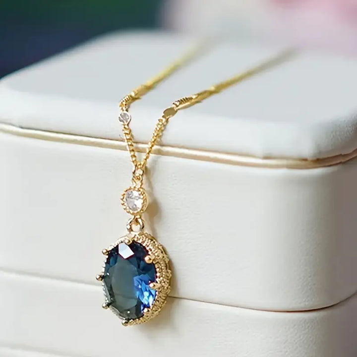 Thessia Lunebray Necklace