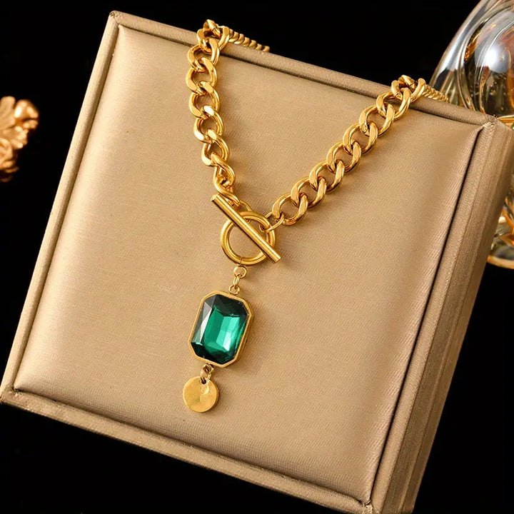 Pendant Necklace with Emerald