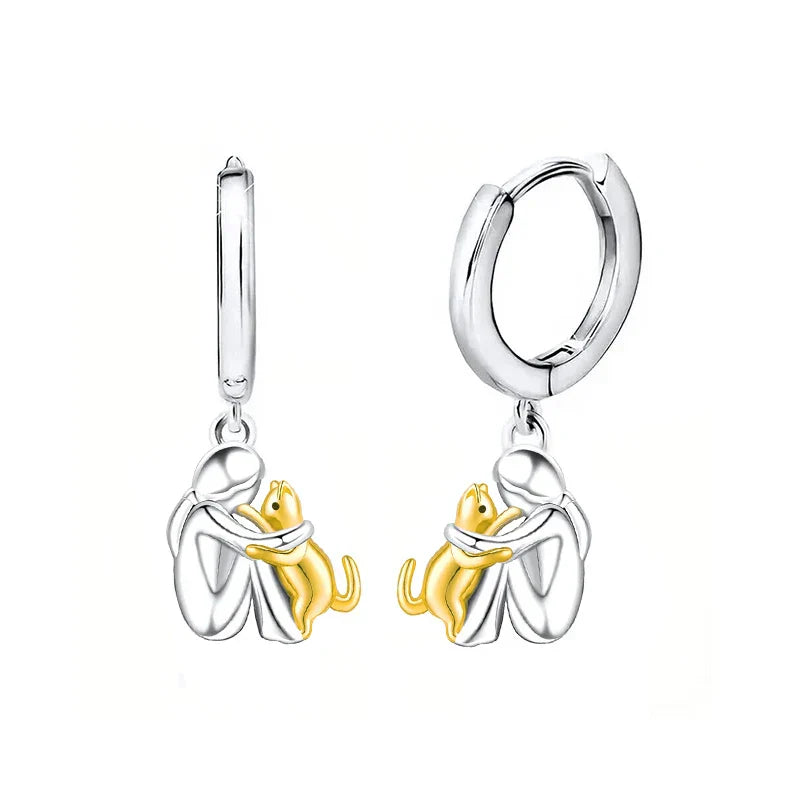 Cat Embrace Earring (Round Closure)