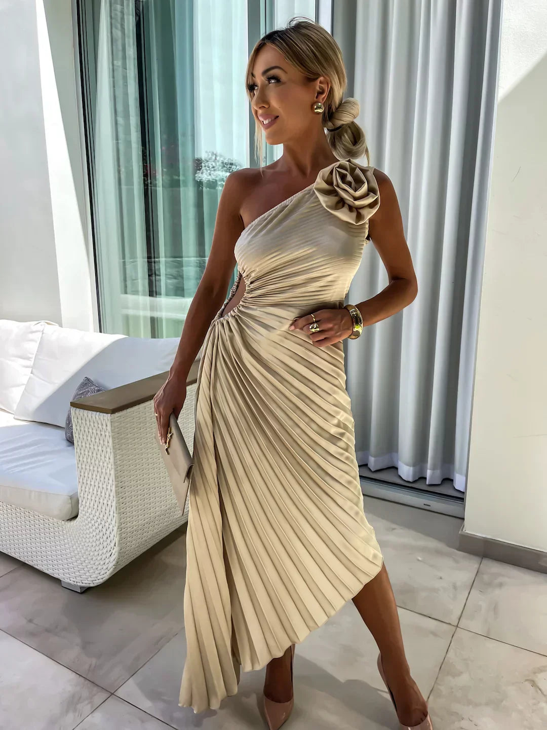 Dariella | Romantic Floral Dress with One Shoulder