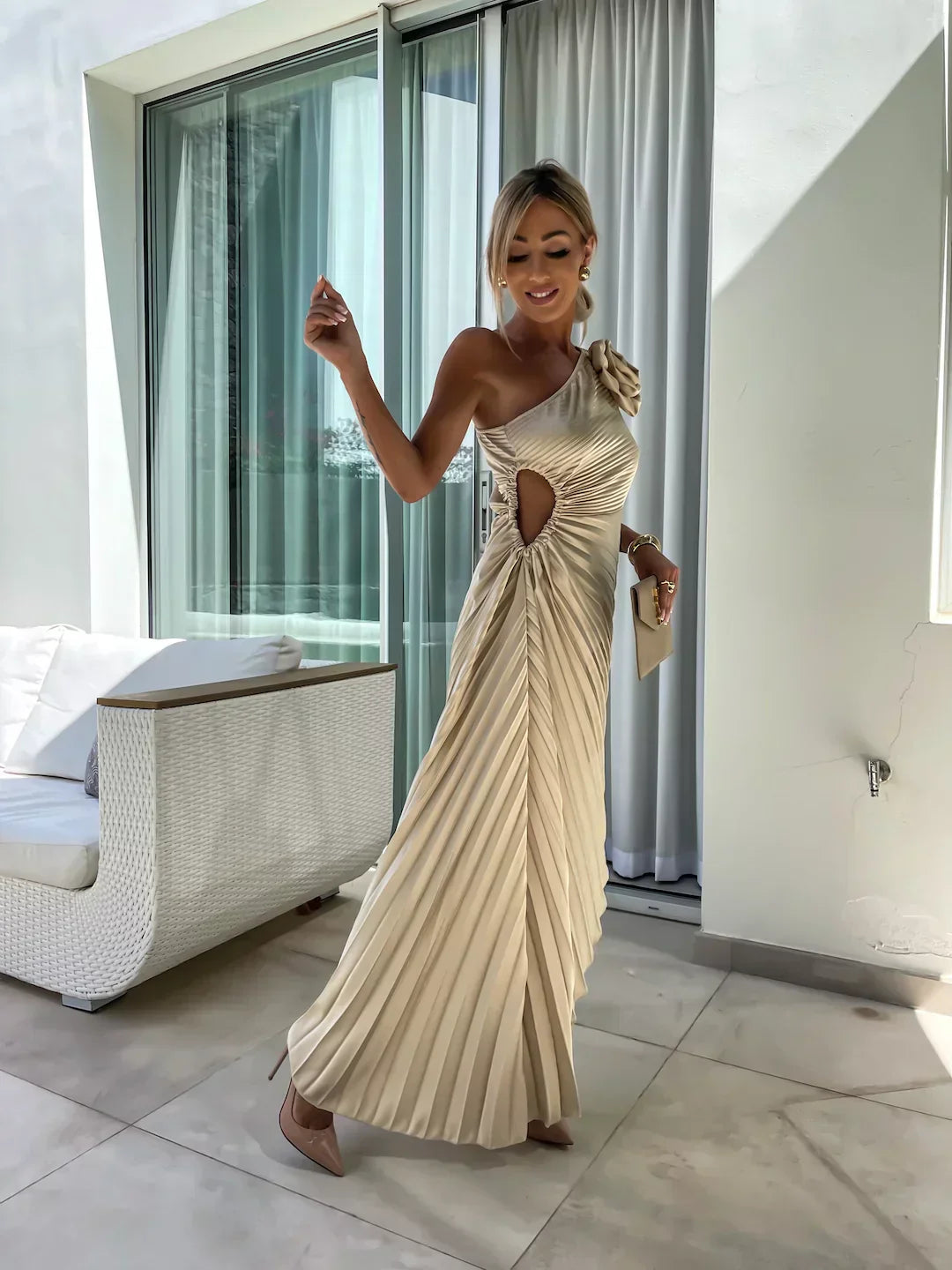 Dariella | Romantic Floral Dress with One Shoulder