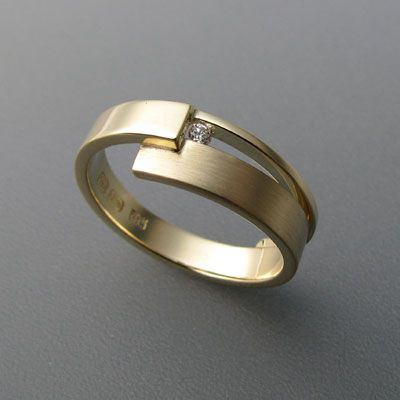 Fine Vintage Ring